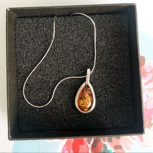 Genuine silver Baltic amber necklace. 🌼